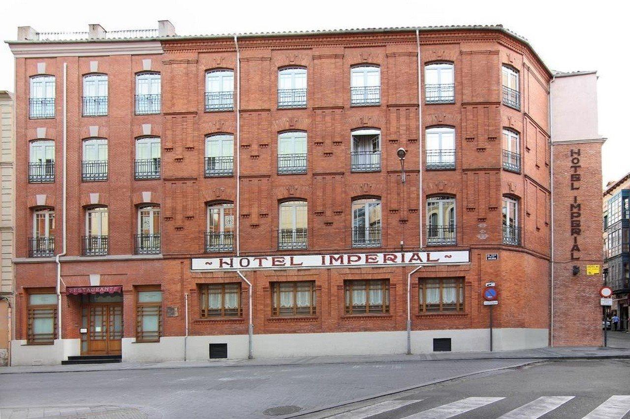 Zenit Imperial Hotel Valladolid Exterior foto