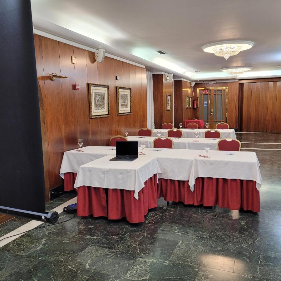 Zenit Imperial Hotel Valladolid Exterior foto