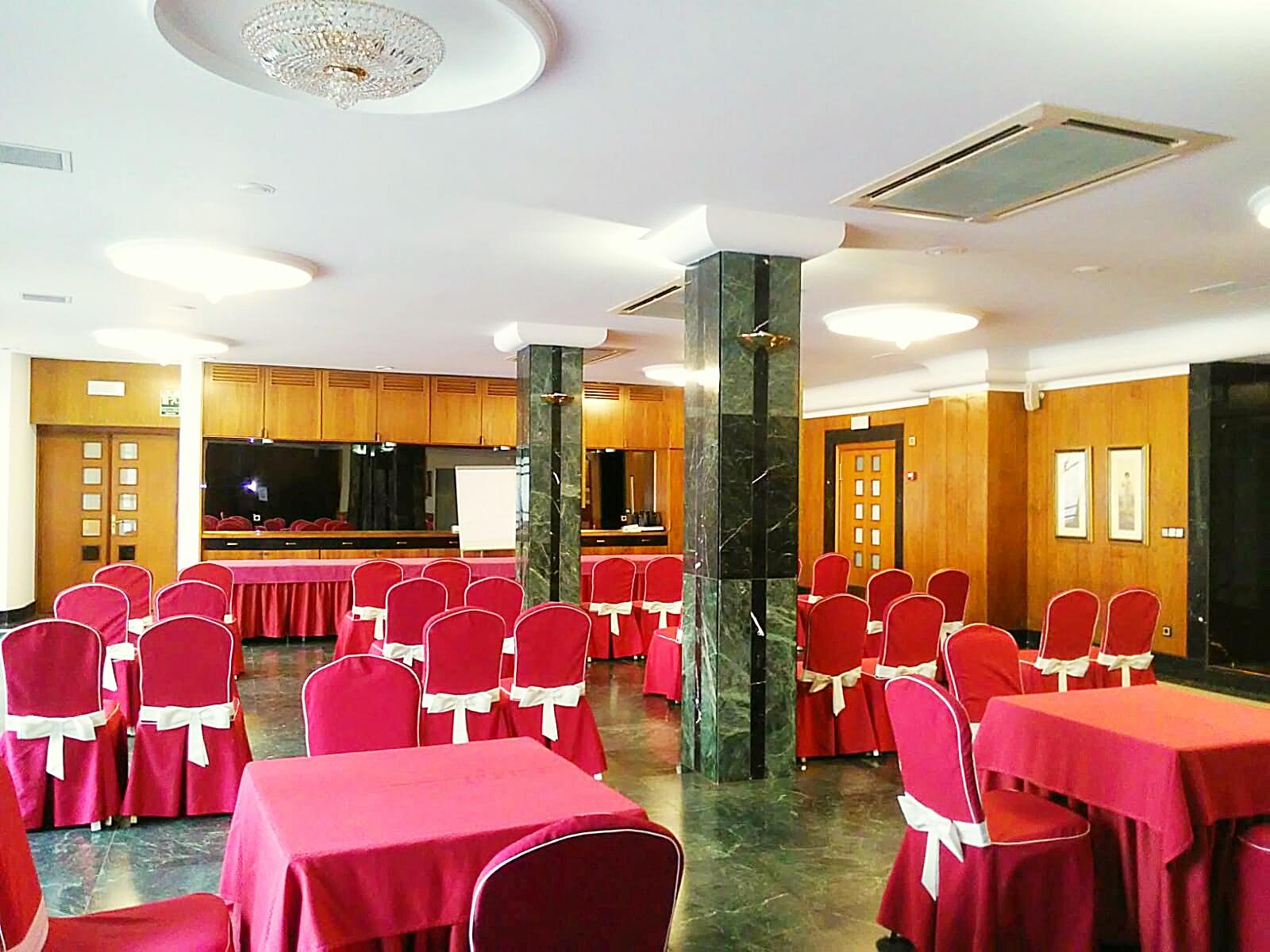 Zenit Imperial Hotel Valladolid Exterior foto