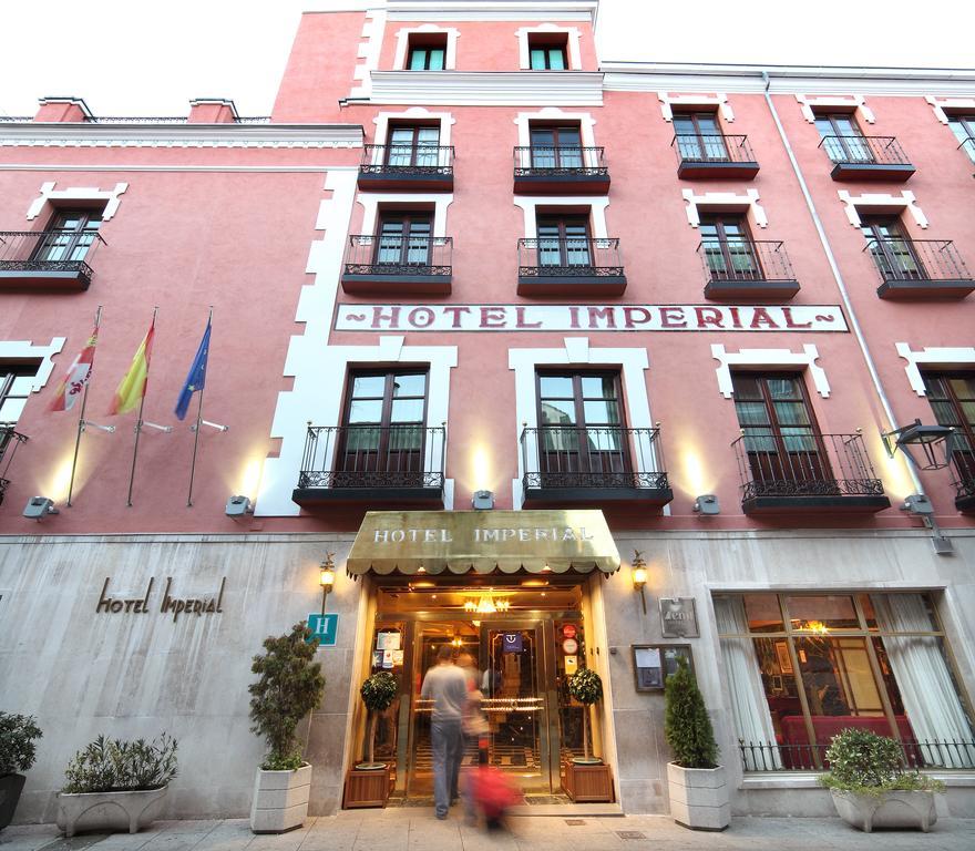 Zenit Imperial Hotel Valladolid Exterior foto