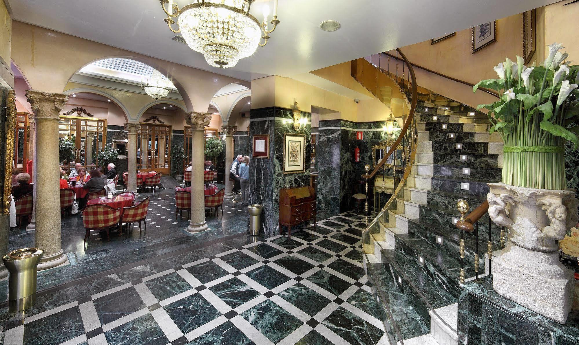 Zenit Imperial Hotel Valladolid Interior foto